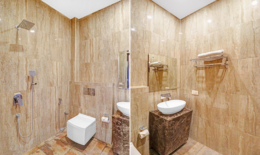 Bathroom 4, Itsy Hotels Jashan, Sahibzada Ajit Singh Nagar
