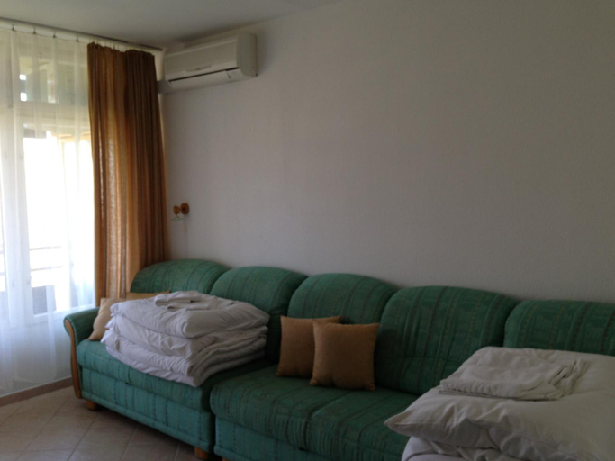 Bedroom 2, Kosztolanyi Apartman, Balatonfüred