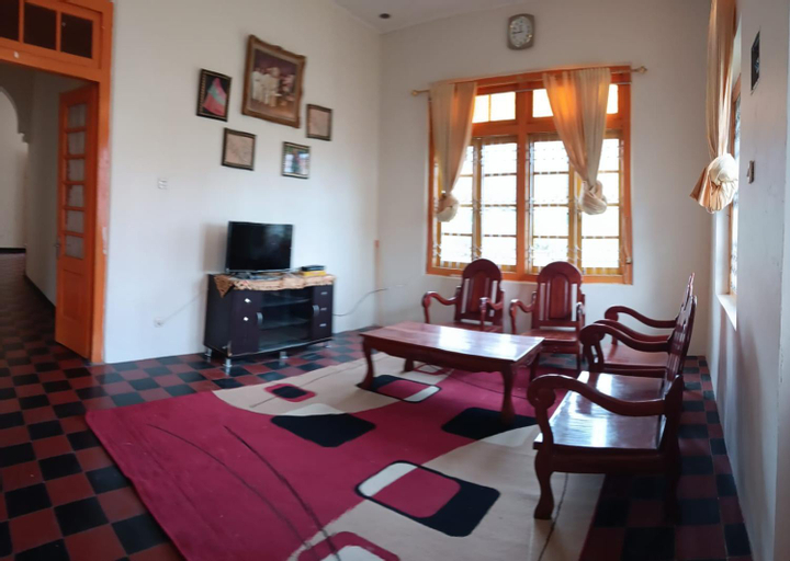 Dining Room 3