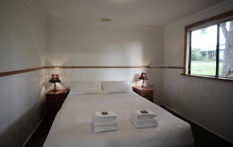 Bedroom 2, Riverscape Cottages, Augusta-Margaret River