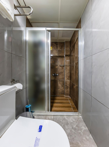 Bathroom 5