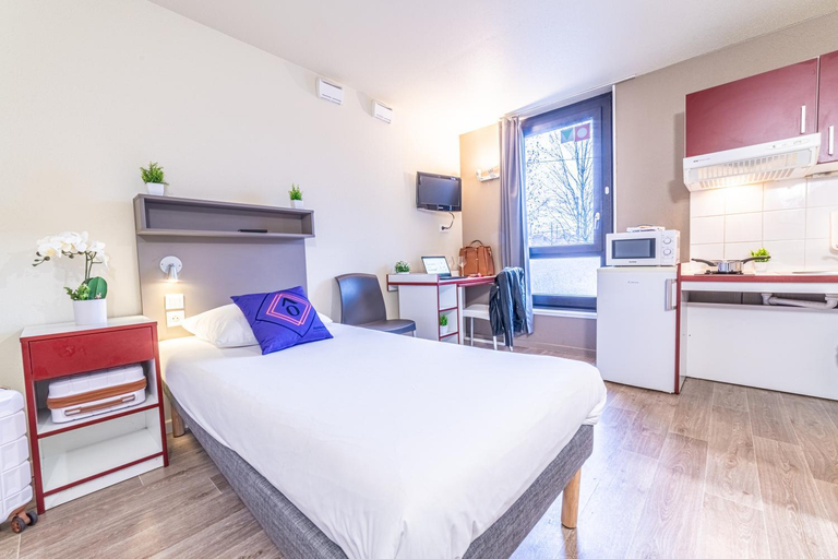 Bedroom 2, Montempo Apparthotel Strasbourg, Bas-Rhin