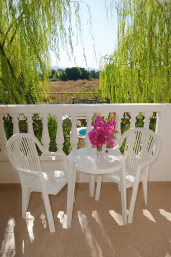 Others 5, Paul's Garden Studios, South Aegean