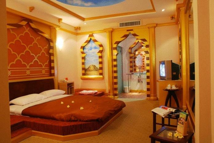 Bedroom 8