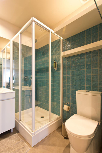 Bathroom 4, RVA - Gustave Eiffel Apartments, Porto