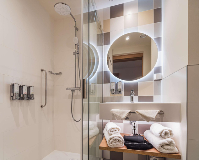 Bathroom 1