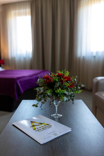 Bedroom 2, Art Hotel, Slavonski Brod