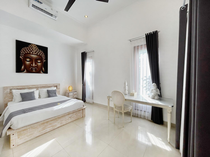Bedroom 2, CASA BISMA - 3 Bedroom Villa with Pool in LEGIAN, Badung