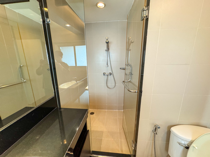 Bathroom 4