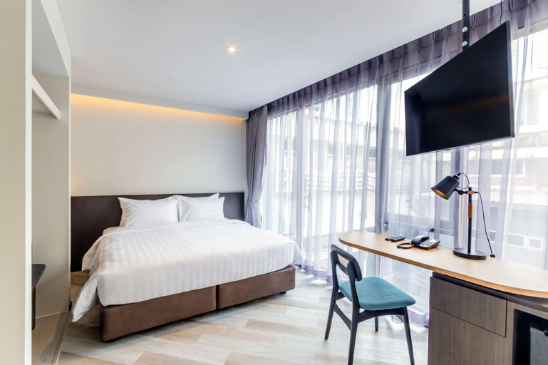 Bedroom 12