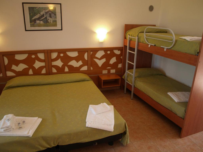 Bedroom 2, Club Esse Gallura Beach, Olbia-Tempio