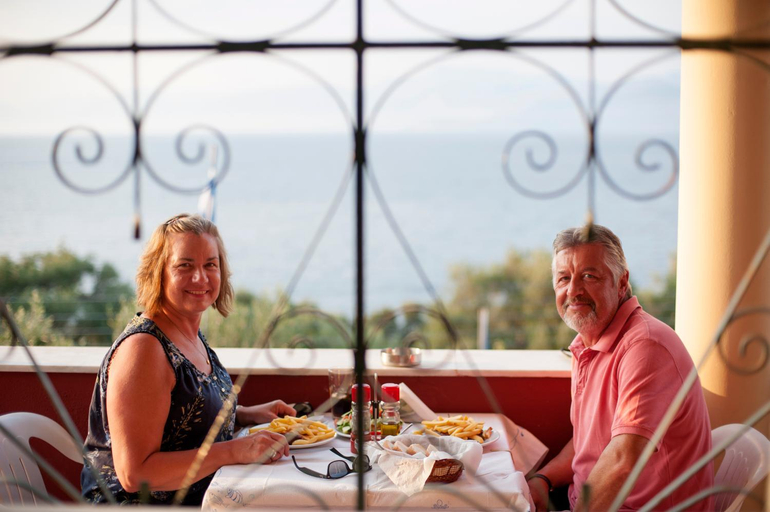 Food & Drinks 5, Apraos Bay Hotel, Ionian Islands