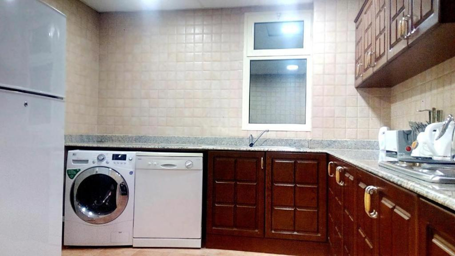 Others 3, Alzebara 2 Apartment, Manama