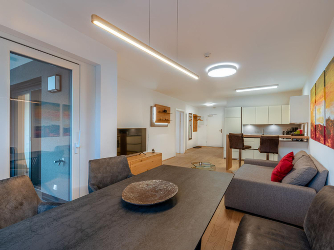 Others 4, Apartment Terrace 04 alpe maritima Ski & See-Top 4 by Interhome, Villach Land