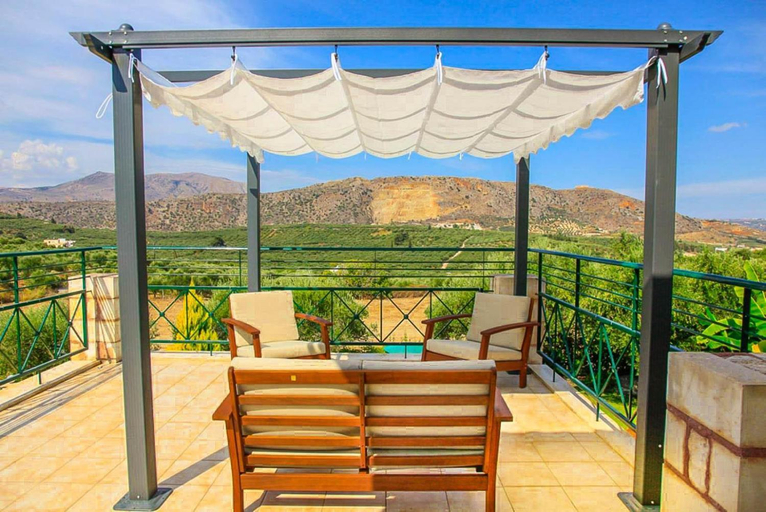 Others 3, Villa Giannis, Crete