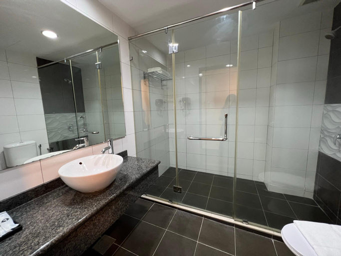 Bathroom 1
