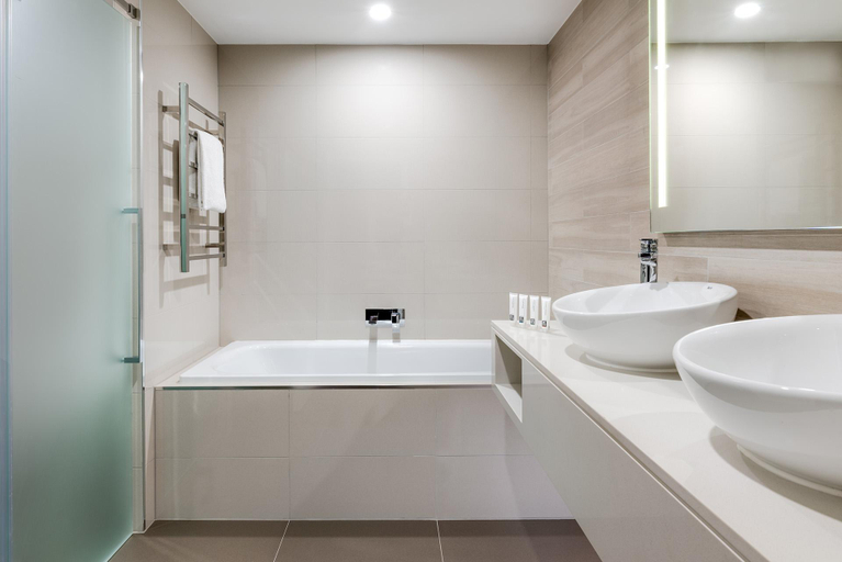 Bathroom 9