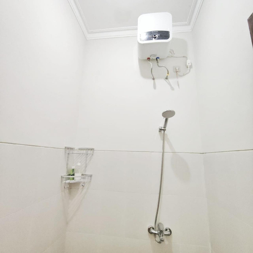 Bathroom, Kayana Regency F7, Malang