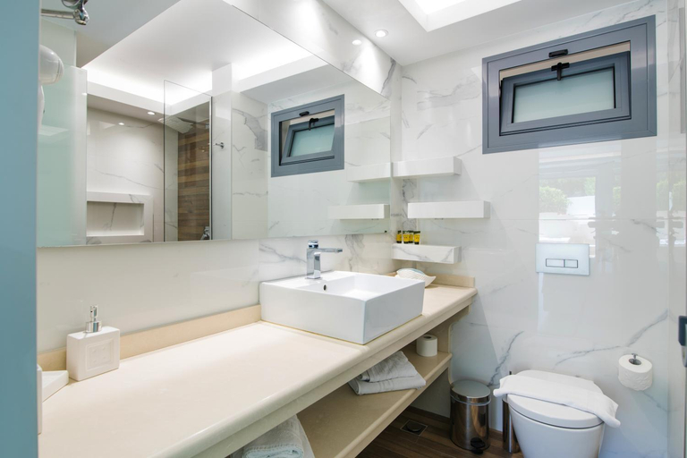 Bathroom 3, Agios Gordios Beach Resort, Ionian Islands