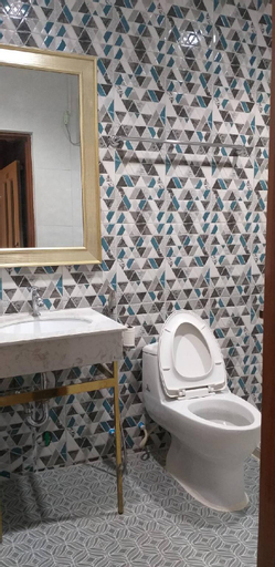 Bathroom 2