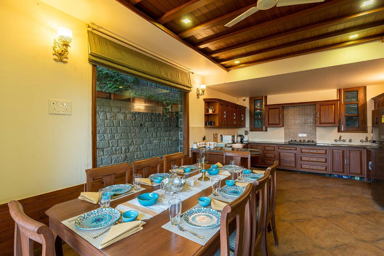 Food & Drinks 4, StayVista at Floradale W/Jacuzzi & Wood-Fire Pizza, Solan