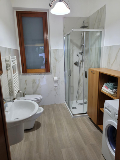Bathroom 3, Casa Vacanze Maurella, Matera
