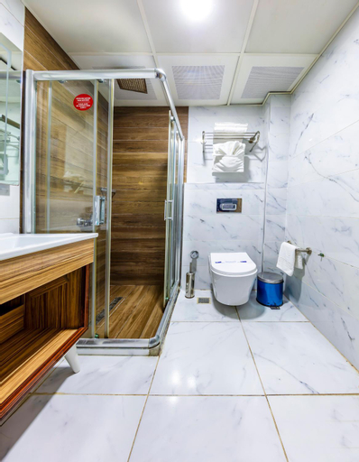 Bathroom 5