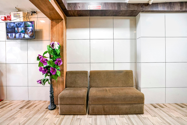 Public Area 2, FabHotel Galaxy I - N.H - 8, Naroda, Ahmadabad