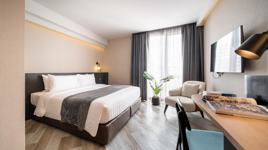 Bedroom 13