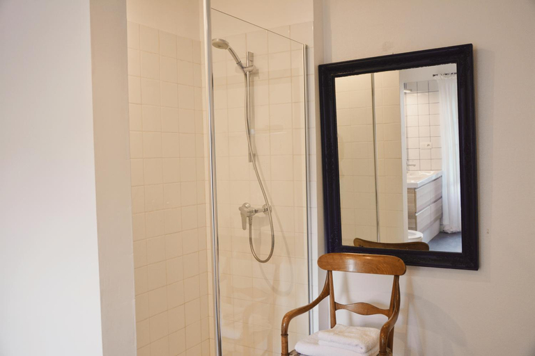 Bathroom 3, Les demeures de Valette-NEW, Deux-Sèvres