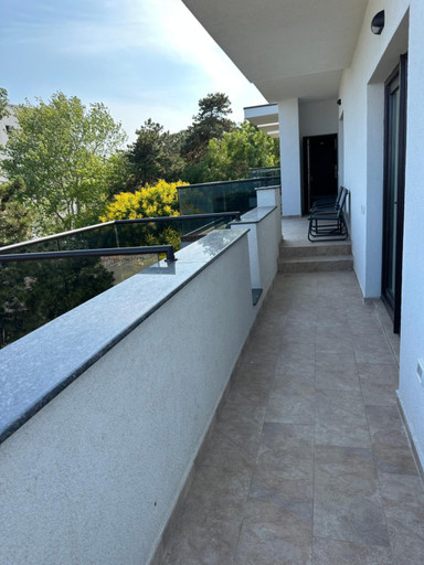 Others 3, FORREST Villa, Tuzla