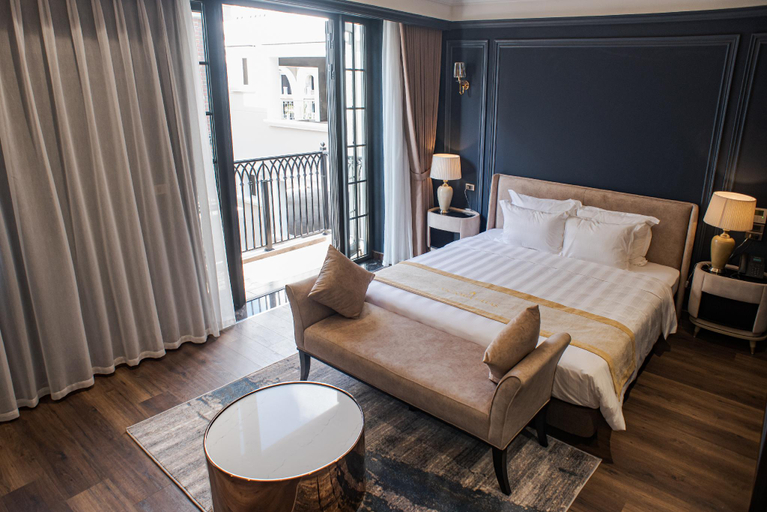Bedroom 2, Victoria Villas, Hạ Long