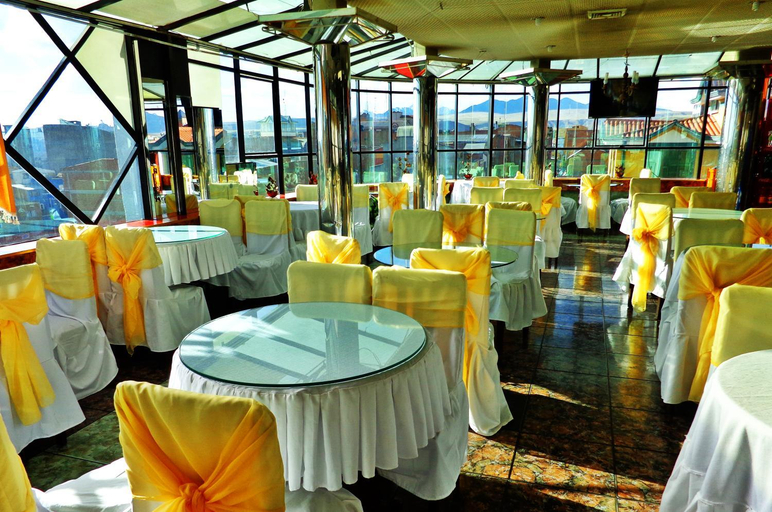 Food & Drinks 4, Hotel Alexander, Pedro Domingo Murillo