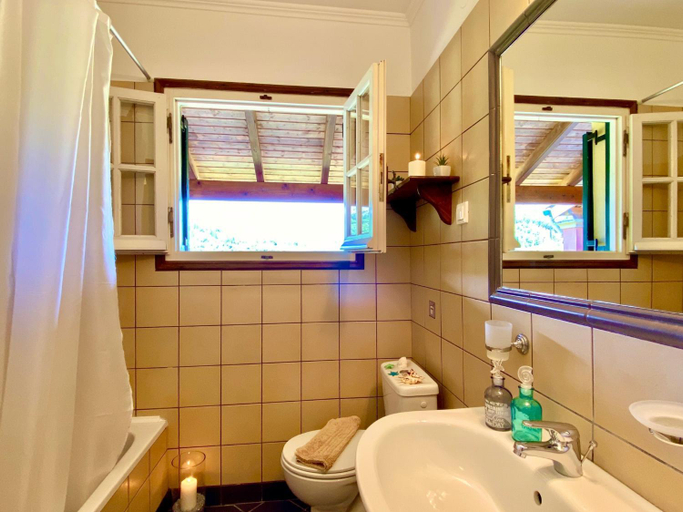 Bathroom 4, Villa Kessar St Stephanos with private pool by DadoVillas, Ionian Islands