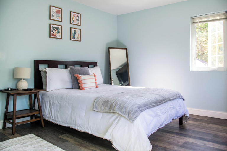 Bedroom 3, We Connect Co-Living, Hennepin