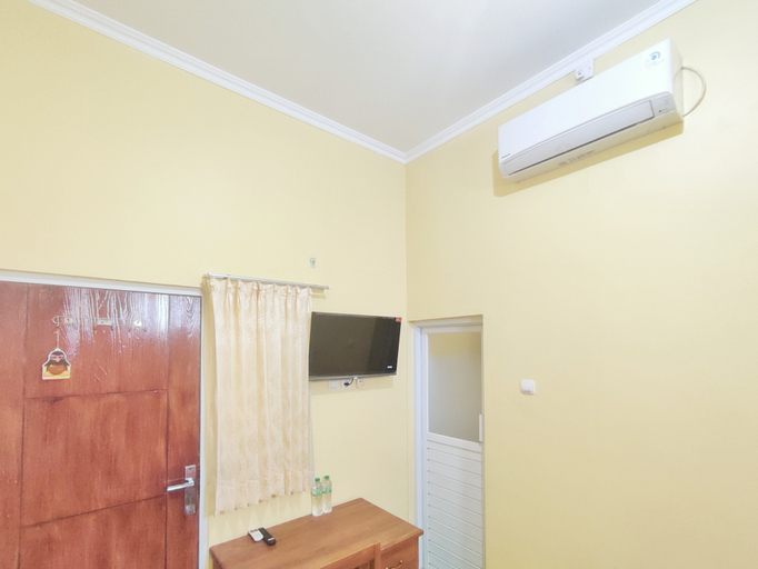 Others 4, RedDoorz @ Mangga Residence near Exit Toll Banyumanik Semarang, Semarang