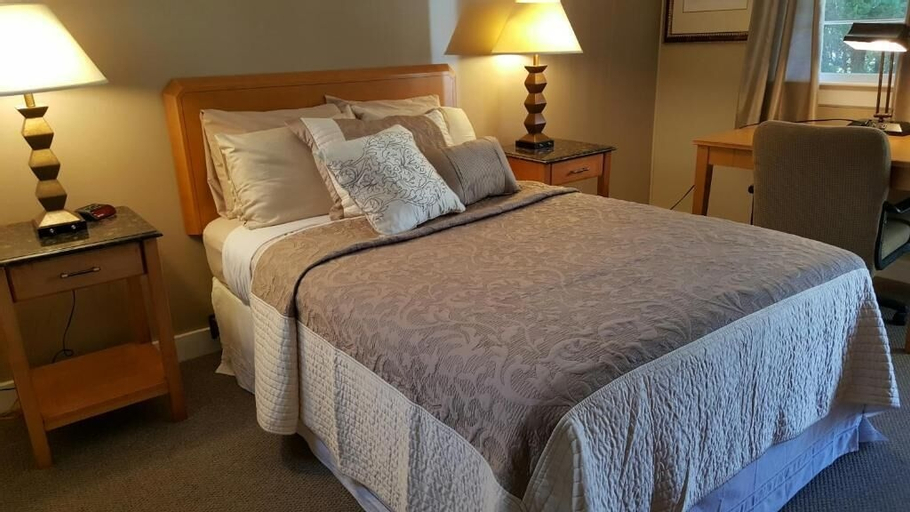 Bedroom 28