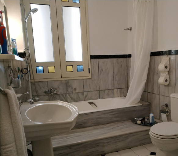 Bathroom 2, Villa Kynthia, Crete