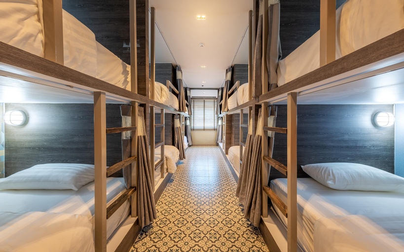 Bedroom 12