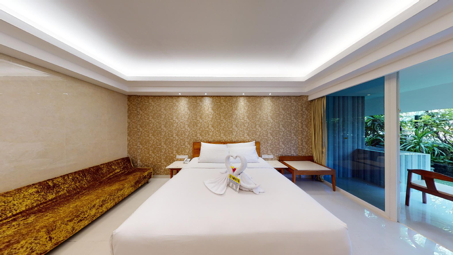 Bedroom 13