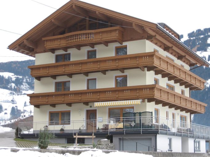 Others 4, Landhaus Tipotsch, Schwaz