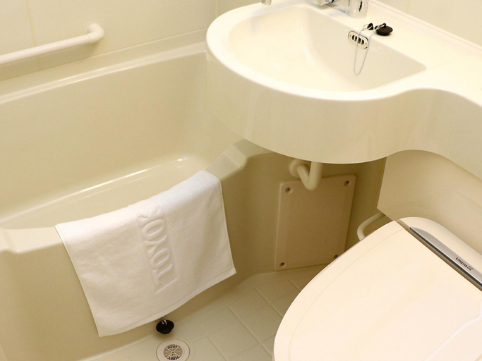 Bathroom 3, Toyoko Inn Mito-eki Minami-guchi, Mito