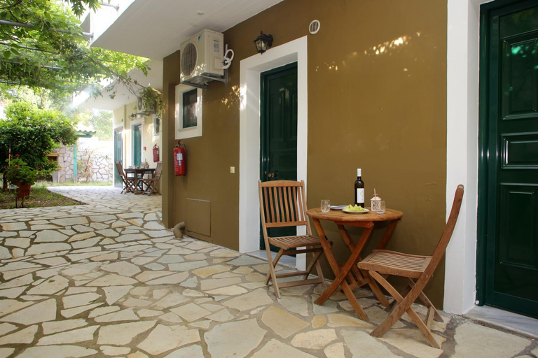 Others 3, Nikolas Studios, Ionian Islands