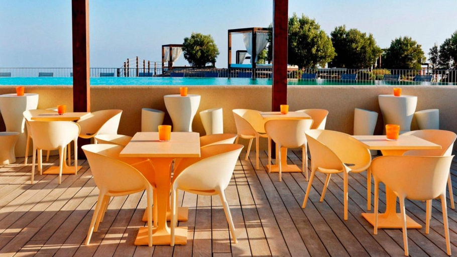 Food & Drinks 5, Salobre Villas, Las Palmas