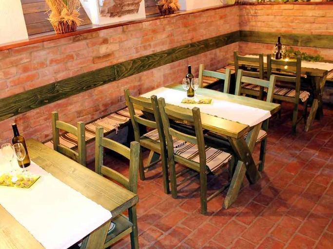 Food & Drinks 3, Penzion Podzamci, Znojmo