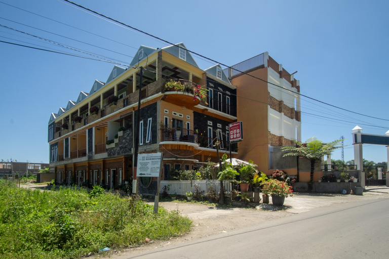 Exterior & Views 2, RedDoorz @ Sapo Rumbia 1 Berastagi, Karo