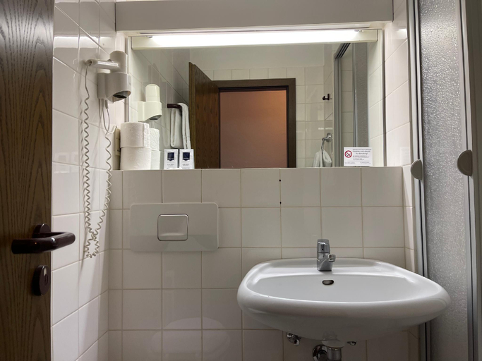 Bathroom 5