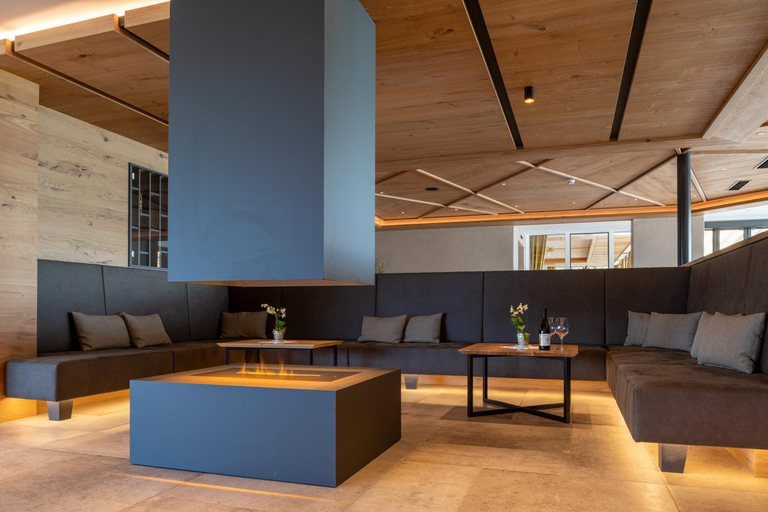 Public Area 2, Hotel Sonnenheim, Bolzano