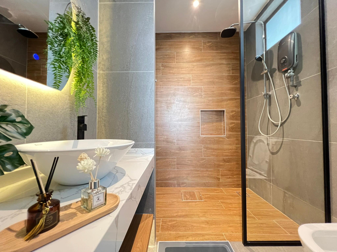 Bathroom 4, Galaria 4BR 17Pax NearTC, DinosaurLand, PS4, Netfx, Kuantan
