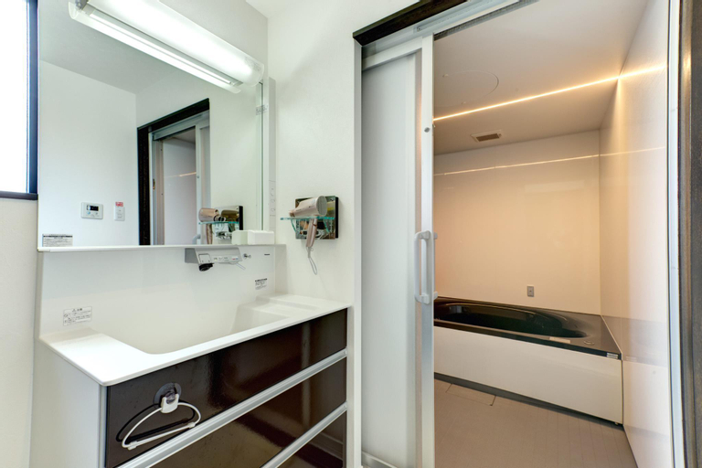 Bathroom 5